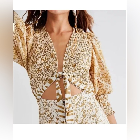 Free people string of hearts printed maxi dress. Size XS - Picture 2 of 15